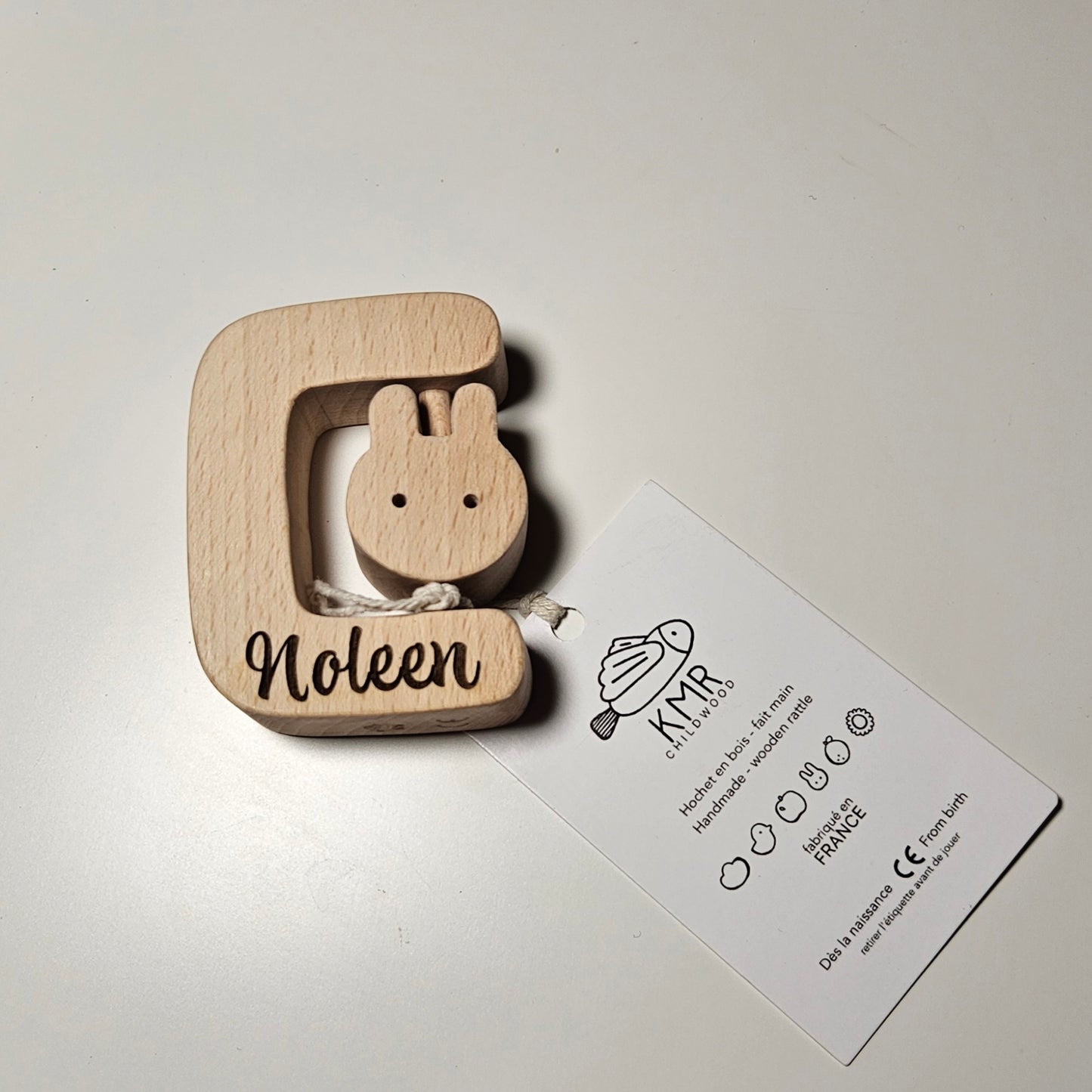 🐰 Hochet en bois LAPIN personnalisable par gravure laser – Jouet naturel pour bébé 🌿