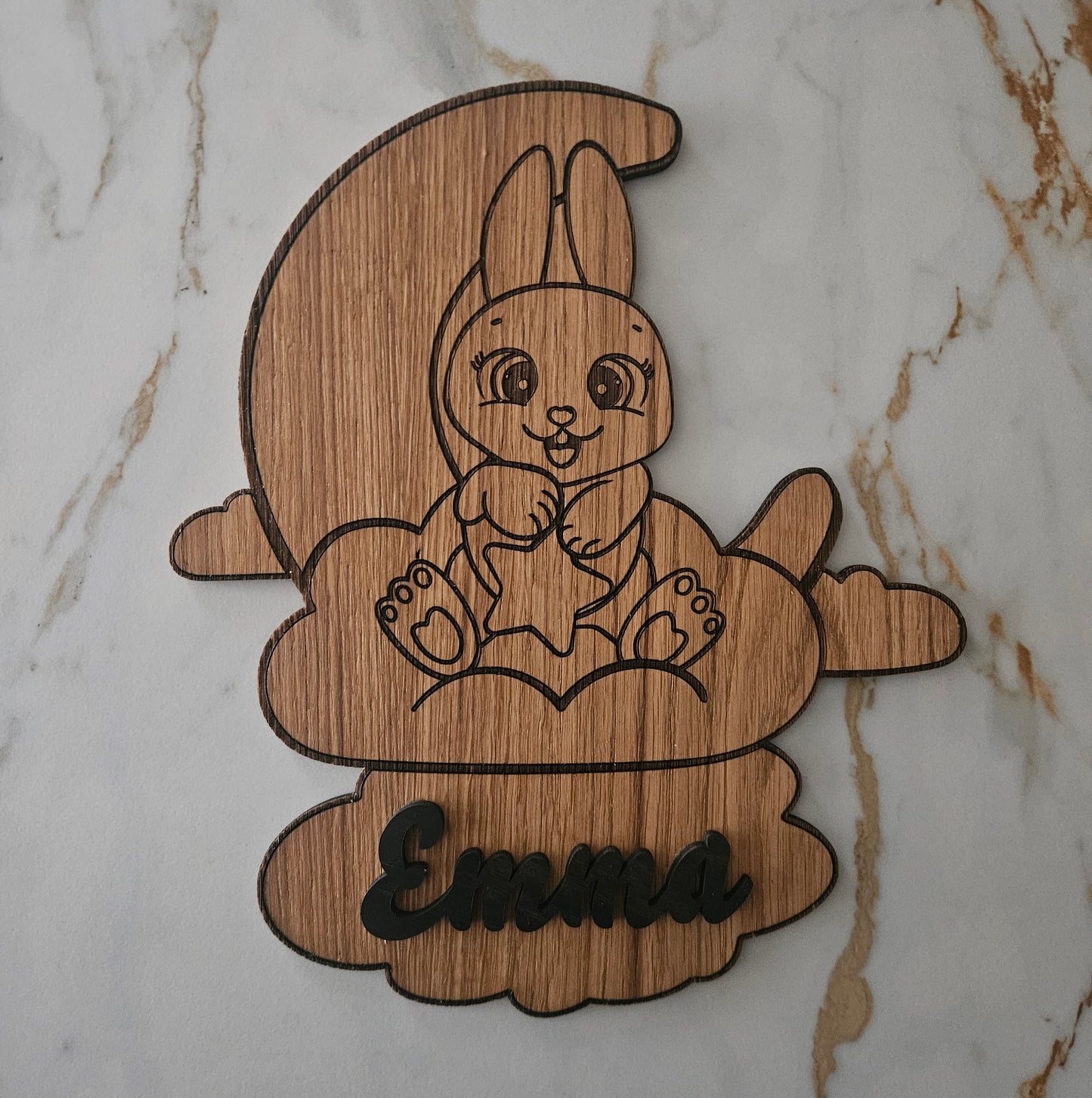 Plaque de porte personnalisable en bois - Modèle Lapin